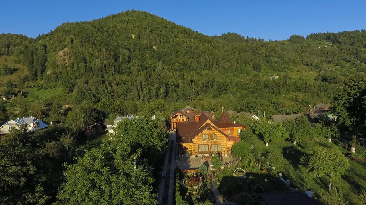 Хата Різьбяра Villa Byalobereska Exterior foto