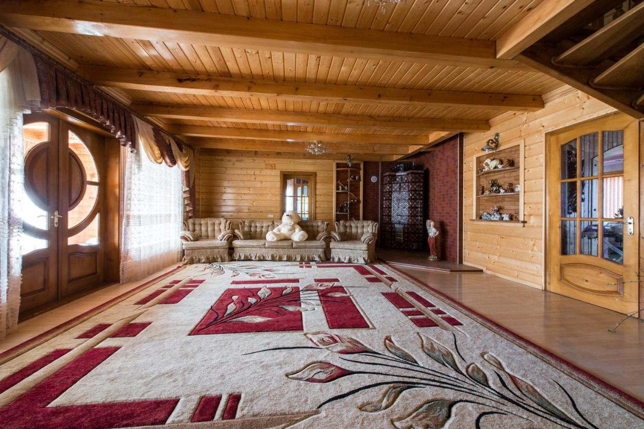 Хата Різьбяра Villa Byalobereska Exterior foto